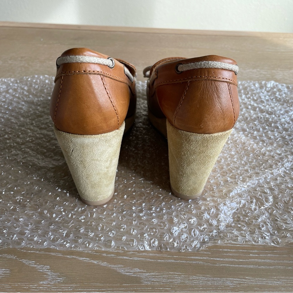 A.P.C. Brown Leather Loafers with Classic Design - Picture 4 of 6
